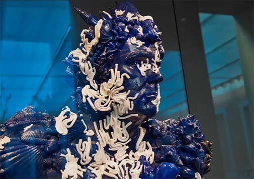 damien-hirst-treasures-from-the-wreck-unbelievable-venice-art-biennal damien-hirst-treasures-from-the-wreck-unbelievable Blue male sculpture