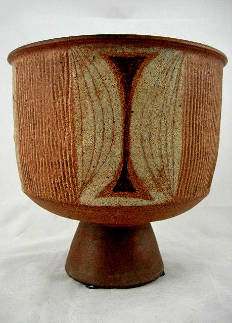 Daniel-Rhodes-fotted-vessel Daniel-Rhodes mid century ceramic pottery