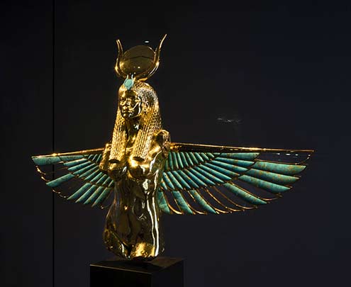 Dea-Alata---Mauro-Eugenio-Atzei--f;ickr Dea-Alata with jade insert wings - Damien Hirst -- Mauro-Eugenio-Atzei--f;ickr