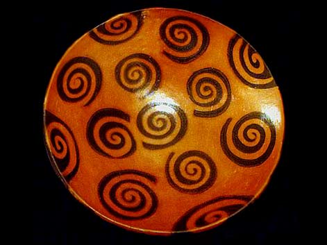 Decorative-Plate-pottery-plate-created-by-LencaTribe-of-Honduras