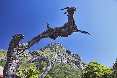 Derek-Keats-photo-gazelle-sculpture Derek Keats-photo-gazelle and lion-sculpture