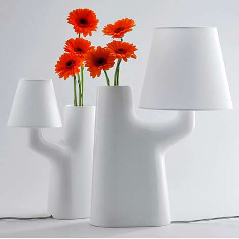 touch-lamp-vase-by-roger-arquer dezeen_touch-lamp-vase-by-roger-arquer-for-bosa-2