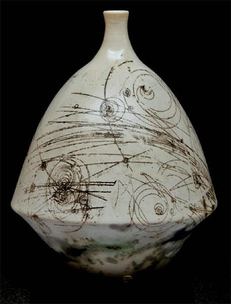 Donve-Branch-pottery Donve-Branch-pottery vessel with abstract motif