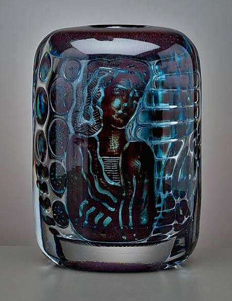 Edvin-Öhrström-(1906-1994),-Orrefors,-'Ariel'-Glass-Vase Edvin Öhrström-(1906-1994), Orrefors,- blue 'Ariel' Glass Vase