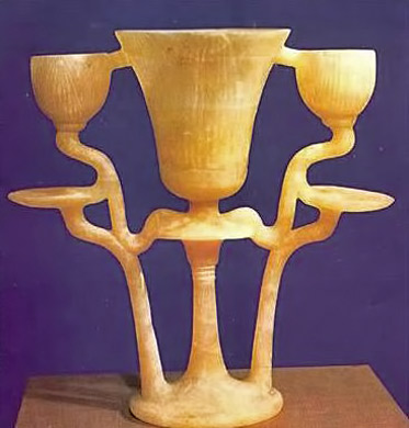 triple-alabaster-table-lamp Egypt,-New-Kingdom.-Triple-lamp-carved-from-a-single-piece-of-alabaster