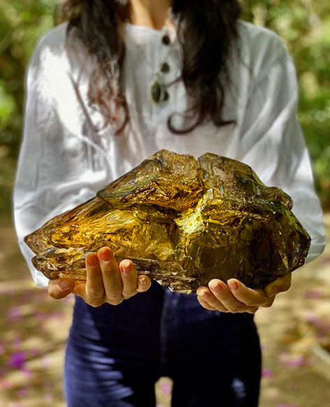 Elestial-quartz-crystals Elestial quartz crystals are said to have an extremely high vibration