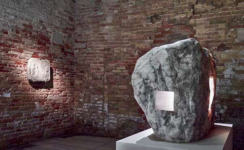 Elogio-de-la-luz-XX,-1990.-Eduardo-CHILLIDA- Jean-Pierre Gabriel Contemporary sculpture Elogio-de-la-luz-XX,-1990.-Eduardo-CHILLIDA- Photo - Jean-Pierre Gabriel