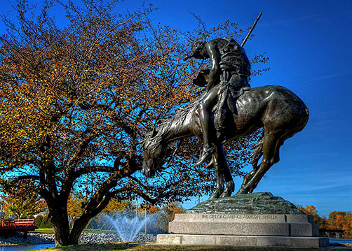 'End-Of-The-Trail'-Clarence-Addison-Shaler---which-represents-the-plight-of-displaced-native-people 'End Of The Trail'-Clarence Addison Shaler