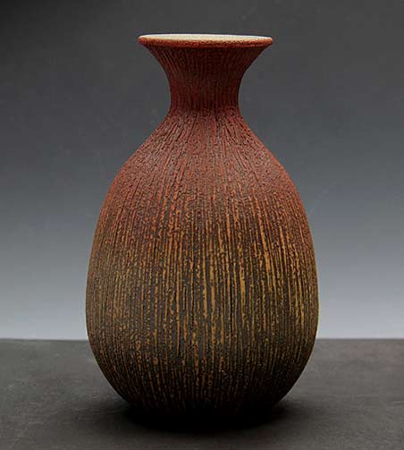 Engraved-bottlesTsuyoshi-Shimizu Tsuyoshi Shimizu incised texture bottle