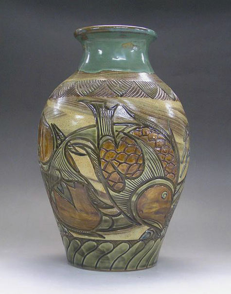 475px-604px-Engraved-Vase-Samsung-Miyagi Green glaze engraved bottle - Samsung Miyagi