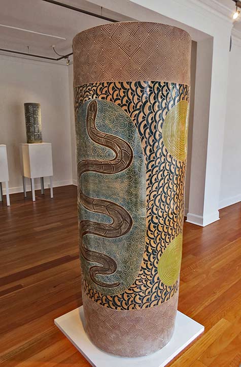 Ernabella-Ceramics,-Derek-Jungarrayi-Thompson---Wanampi-Muni-Ngintaka,-2013,-stoneware-with-sgraffito,-H-194