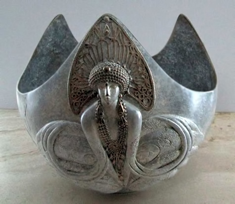 erte-trois-feminine-475x412 erte-trois-femme-Erte--Sculpture