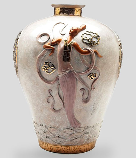 Erte-vase,-Oriental-Mystery Erte vase,-Oriental Mystery