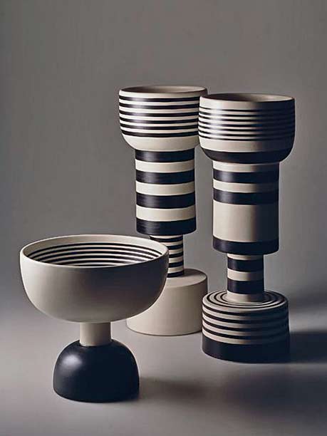 Ettore-Sottsass-ceramic-vessels Ettore-Sottsass-ceramic-vessels in black and white