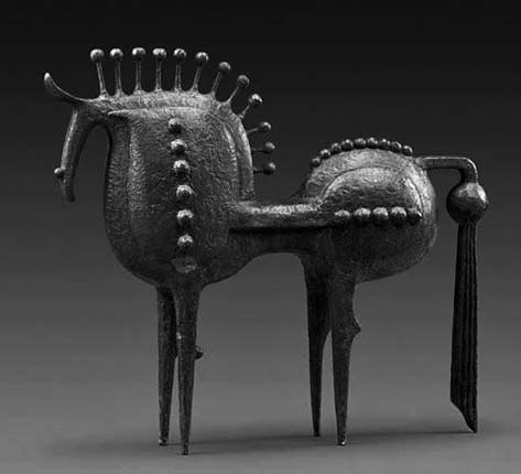 Exercice-de-Style-Han-Meilin-was-born-in-1936-in-Jinan,-Shandong Exercice-de-Style-Han-Meilin bronze horse sculpture