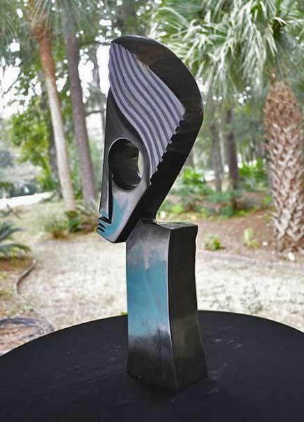 Eyewitness---Made-from-locally-mined-serpentine-stone-in-Zimbabwe Eyewitness---Made-from-locally-mined-serpentine-stone-in-Zimbabwe