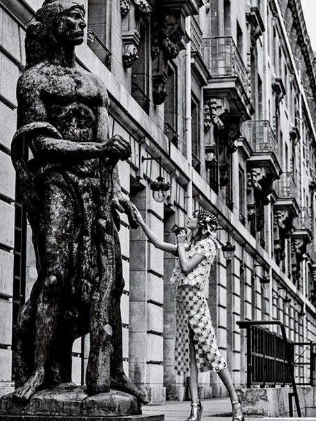 --fashion-editorial-photography-vogue-brazil-Julia-Frauche--photographed-by-Zee-Nunes --fashion-editorial-photography-vogue-brazil-Julia-Frauche-stars-in-the-story-'Belle-dejour'-for-October-Issue-of-Vogue-Brazil,-photographed-by-Zee-Nunes