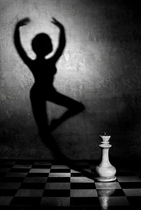 Her-dream-by-Victoria-Ivanova Her dream by Victoria Ivanova. chess themed art. Female-shadow,-chess-piece