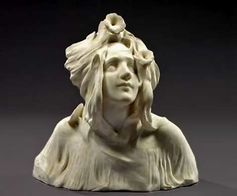 Femme-en-buste-aux-liserons-Fortuny Femme-en-buste-aux-liserons Italian Liberation white marble female bust by Fortuny