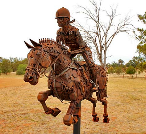 Andrew-Whitehead-australian-sculptor finish-Andrew Whitehead scrap metal horse