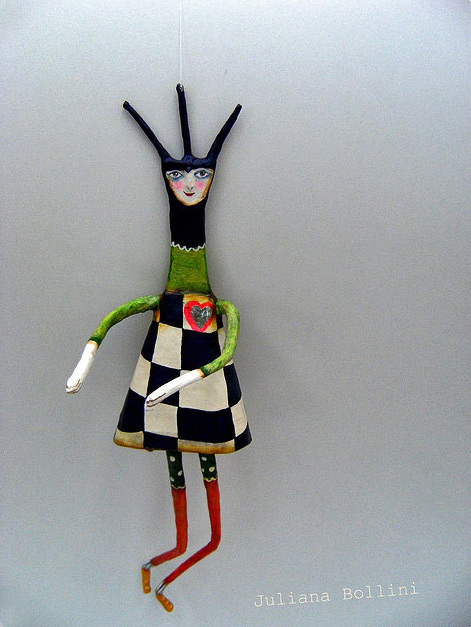juliana-bollini-art-figurine-471x627 Juliana-Bollini-dancing figurine