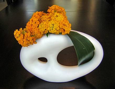 Ikebana-by-Junko-Toshima Flower-arrangement-by-Junko-Toshima---Flickr-Andy-Atzert