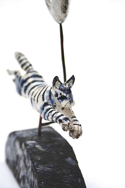 joe-lawrence-leaping-cat flying-stiped cat-close-up-joe-lawrence