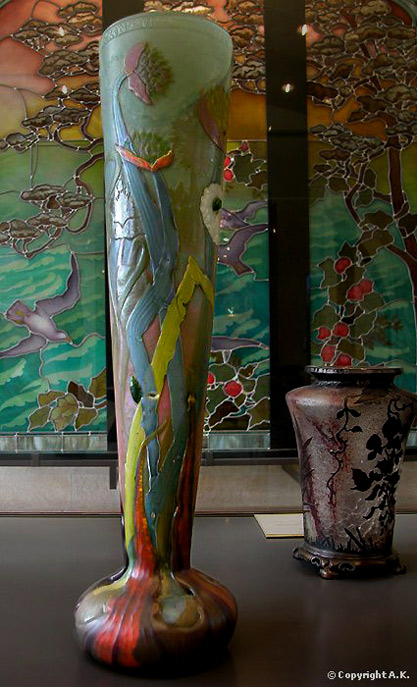 Emile-Galle-art-nouveau-vase French-Art-Nouveau-Glassmaker,-Emile-Gallé,1846-1904