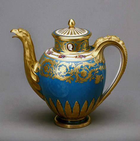 French-coffee-pot French-Porcelain---Blue and gold Coffee-Pot,-1777-1778-The-Hermitage-Museum