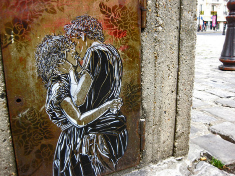 Frenchman-C215-street-art Frenchman-C215-creates-romantic-stencilled-portraits