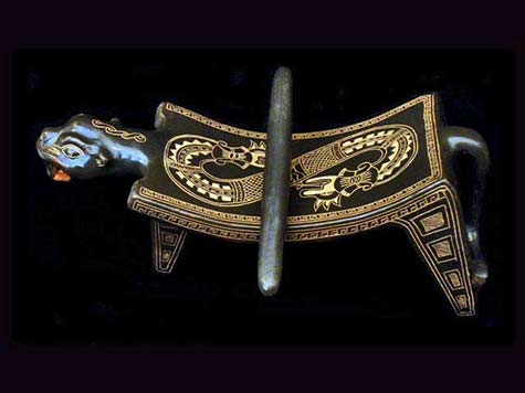 From-the-Chorotega-indigenous-art-collectionA-model-of-a-ceremonial-grinding-stone model-of-a-ceremonial-grinding-stone - Chorotega-indigenous-art