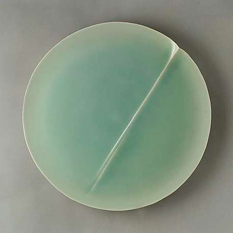 Fukami-Sueharu--SeascapePorcelain-with-celadon-glaze,-2004 Fukami Sueharu--Seascape Porcelain with celadon glaze,-2004
