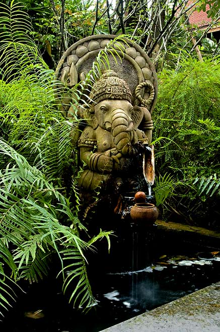 Ganesha,-Remover-of-Obstacles Ganesha,-sculpture-fountain