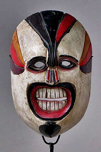 Xantolo-mask-Mexico Geometric-Xantolo-mask-from-Huasteca,-Hidalgo,-Mexico