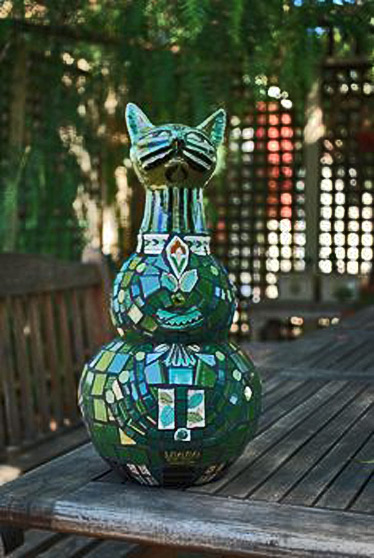 green-mosaic-cat-gillm-mosaics-374x558 Green-Mosaic-Cat-by-gillm_mosaics,-via-Flickr