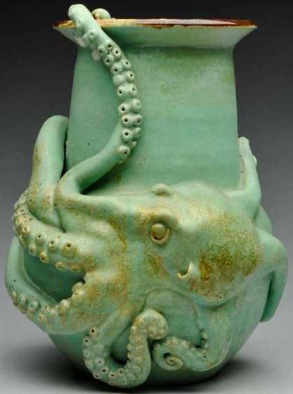 octopus-vase-tracey-porter Moss Green-octopus-vase with gold highlights by Tracy Porter