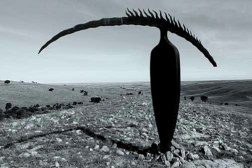 greg-johns---horizon-figure-v-(permanently-installed-on-property)-Bill-Doyle-2014 'Horizon Figure V' - Greg Johns-permanently-installed-on-property-bill-doyle-2014