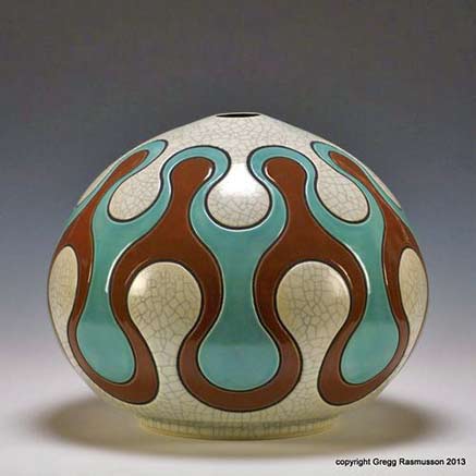 Gregg-Rasmusson-Ceramics pod vessel Gregg Rasmusson