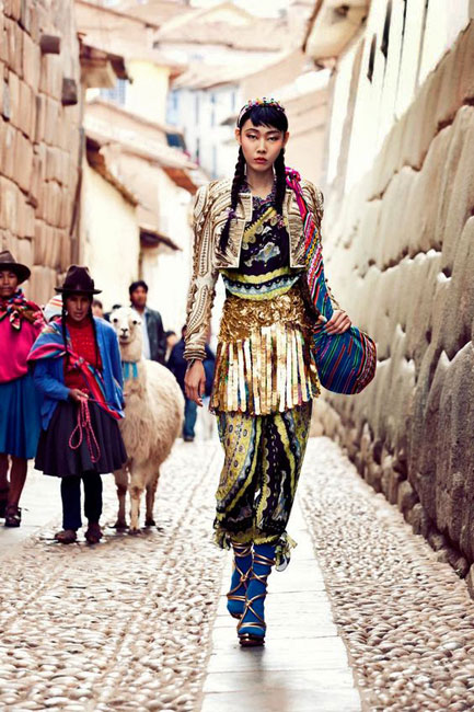 Han-Hye-Jin-for-vogue-Alexander-Neumann Han-Hye-Jin-Embraces-the-Colors-of-Peru-in-Vogue-Koreas-July-Issue-by-Alexander-Neumann