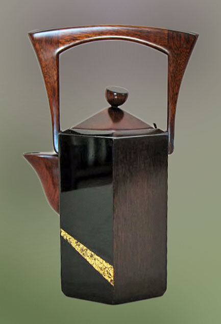 yoko-miyaji-teapot hanami_yoko-miyaji wooden teapot