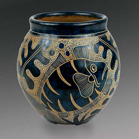 Handmade-Nicaragua-5-inches-Tall-Vase-Blue-Fish-Pottery---ArtisanSan-Juan-de-Oriente Handmade-Nicaragua Sgraffito fish motif pot Artisan San Juan de Oriente