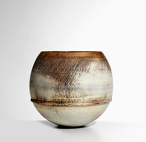 hans-coper---'Bell'-form-with-ring,-c.1965 hans-coper---'Bell'-form-with-ring,-c.1965