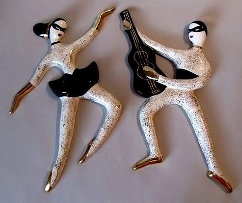 Hedi-schoop-wall-plaques Hedi-schoop-wall-plaque dancers