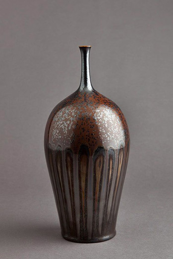 raku-bottle-hideaki-miyamura-349x524 Hideaki-Miyamura--reddish brown glaze bottle