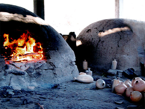 Hornos-Alfarería-Lenca Honduros Lenca pottery adobe kiln