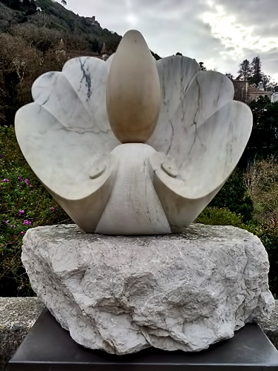 Sintra-contemporary-sculpture dj travel experience Sintra outdoor sculpture