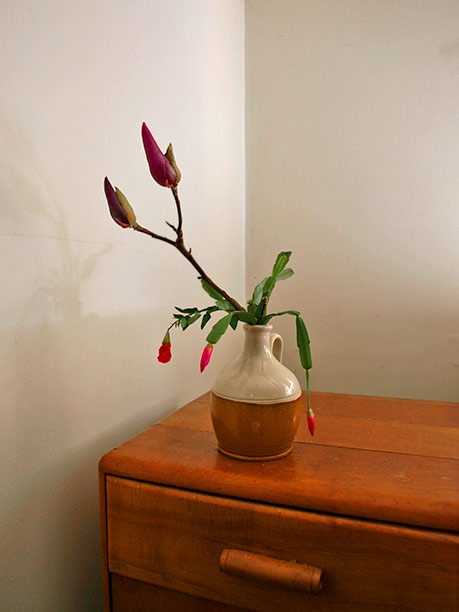 Ikebana-early-spring Spring bloom ikebana