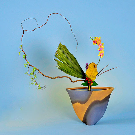 Ikebana-Ikenebo-Rikka-Shimputai---Lusy-Wahyudi Ikebana-Ikenebo-Rikka-Shimputai---Lusy-Wahyudi pink and yellow flowers