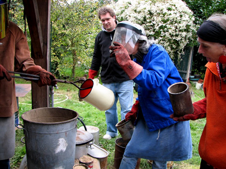 raku-reduction-process raku pottery la porte du soleil