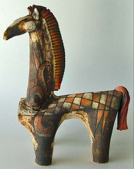 Inna-Olshansky--Israeli-sculptor-ceramic-artist----painter Inna-Olshansky--Israeli-sculptor horse
